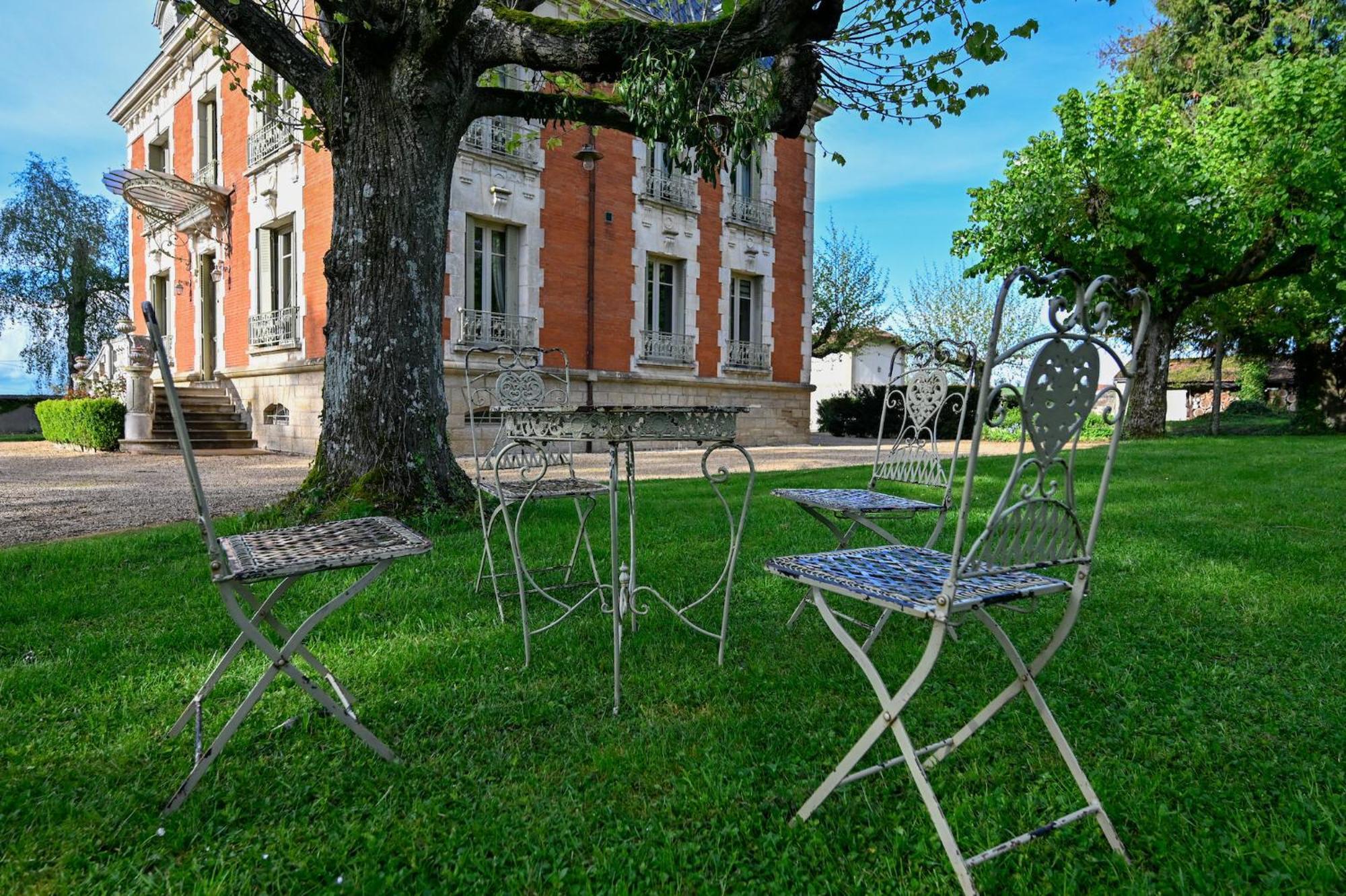 Saint-Christophe-en-Brionnais 德拉凯斯旅馆酒店 外观 照片